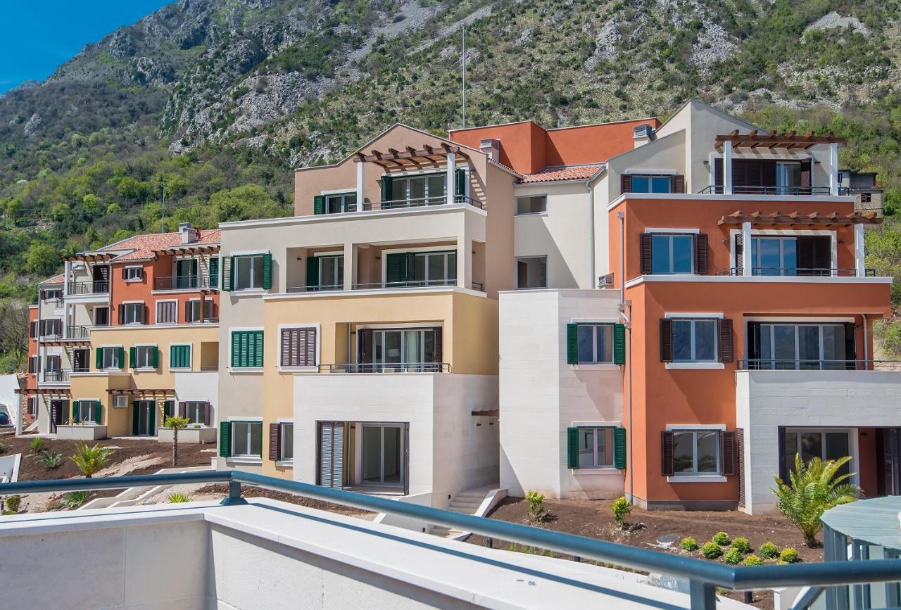 Lavender Bay Apartment C32 Donji Morinj Exterior photo